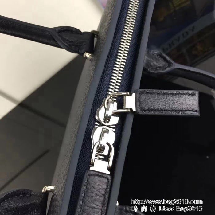 普拉達PRADA頂級原單 專櫃最新款2VN006-2 超軟自然摔牛皮男士手提公事包 PHY1513
